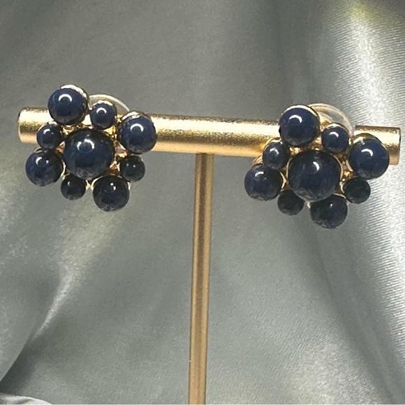 Vintage Monet Navy Blue and Gold Cluster Earrings with Glossy Finish - Picture 1 of 15